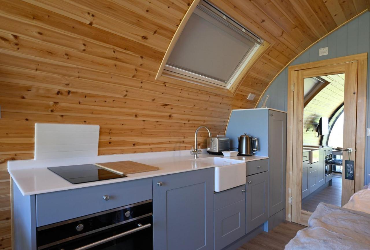 Macree Pod Villa เทโนลท์ ภายนอก รูปภาพ