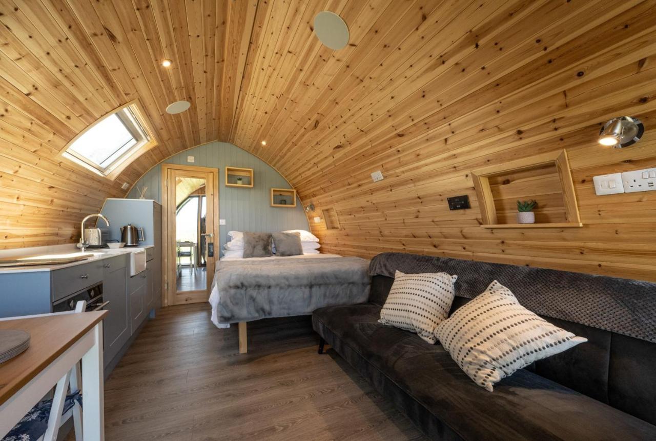 Macree Pod Villa เทโนลท์ ภายนอก รูปภาพ