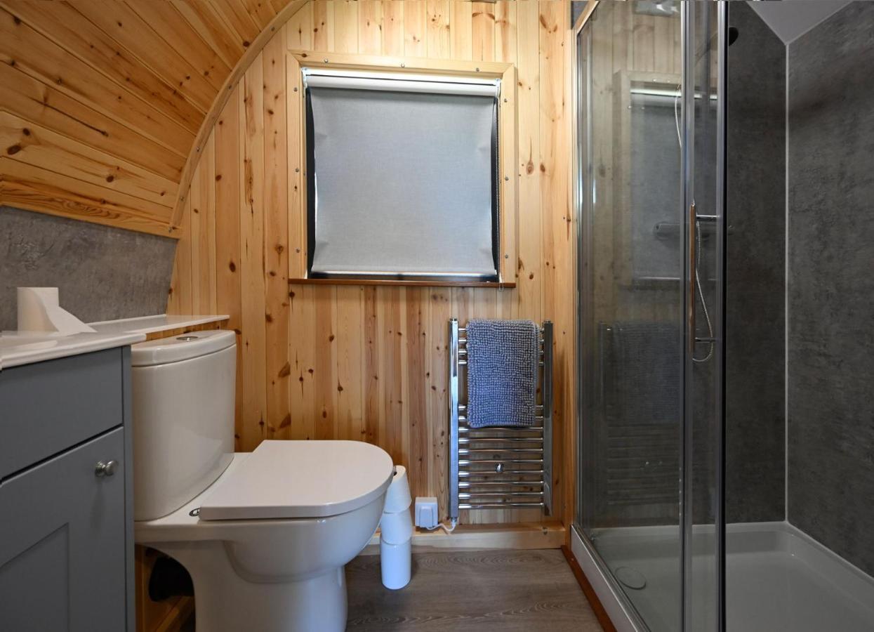 Macree Pod Villa เทโนลท์ ภายนอก รูปภาพ